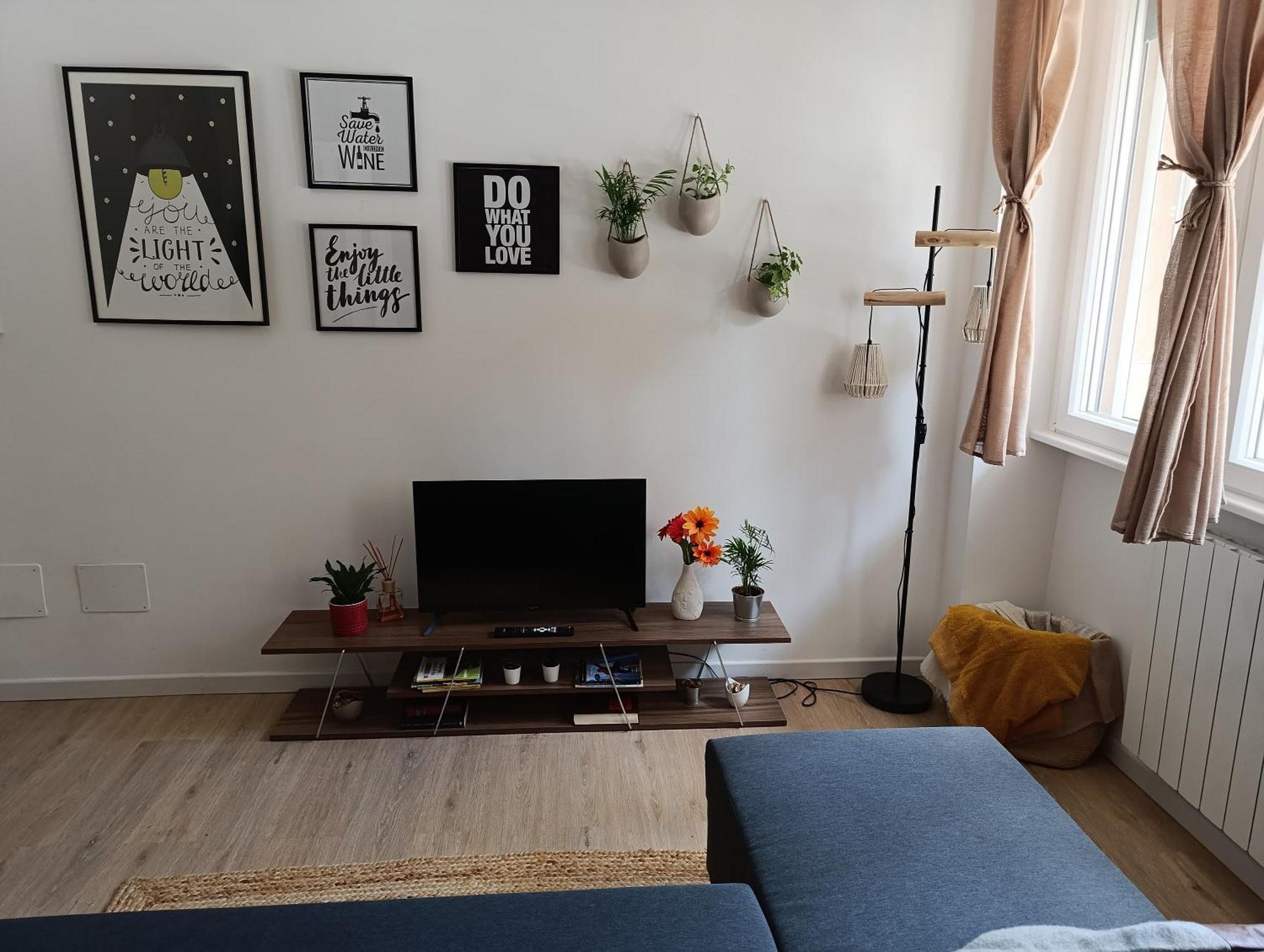 Apartment Think House *