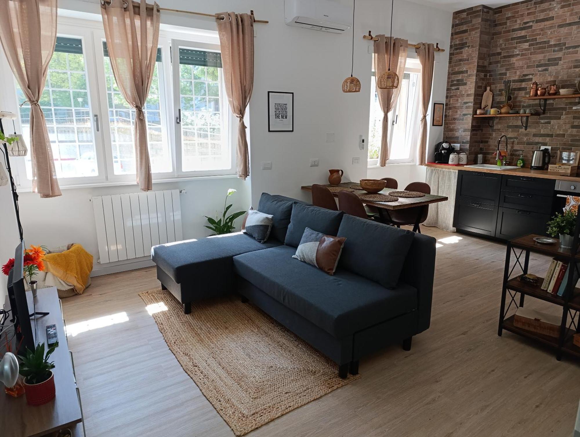 Think House Apartment